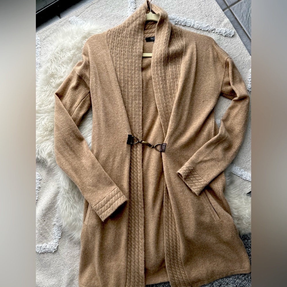 Women’s Small Sakes Fifth Avenue Cashmere Sweater